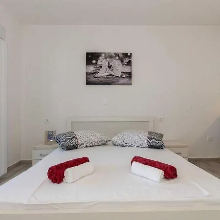 Apartment Seaview Oscar Makarska
