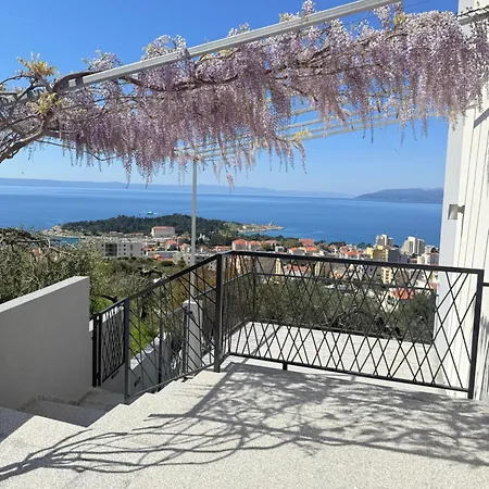 Seaview Oscar Apartment