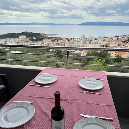 Seaview Oscar Apartment *