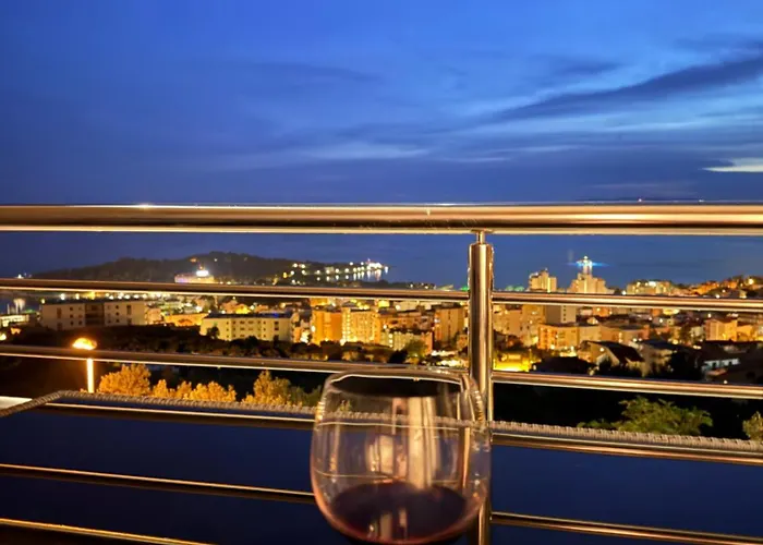 아파트 Seaview Oscar 마카르스카