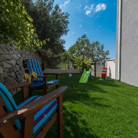 Seaview Oscar Апартаменты Макарска